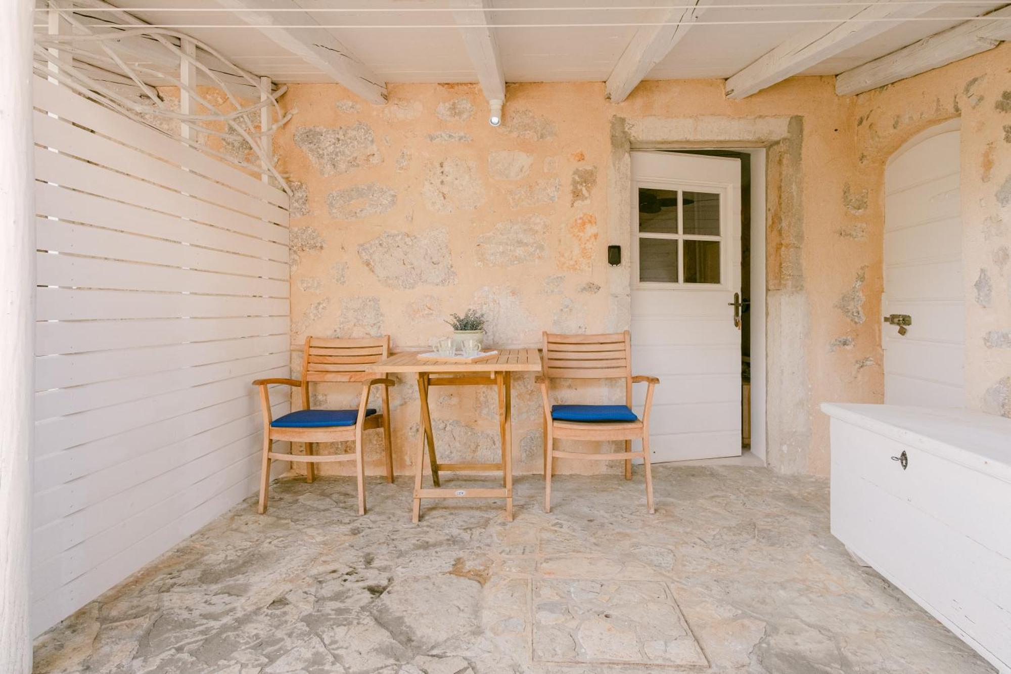 Pavi Apartments Romantic Stone House K13 Kornić Exteriér fotografie
